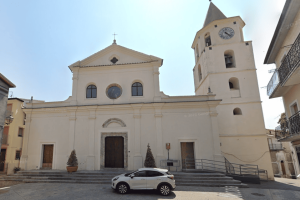 chiesa1-castelluccio-inferiore-comune